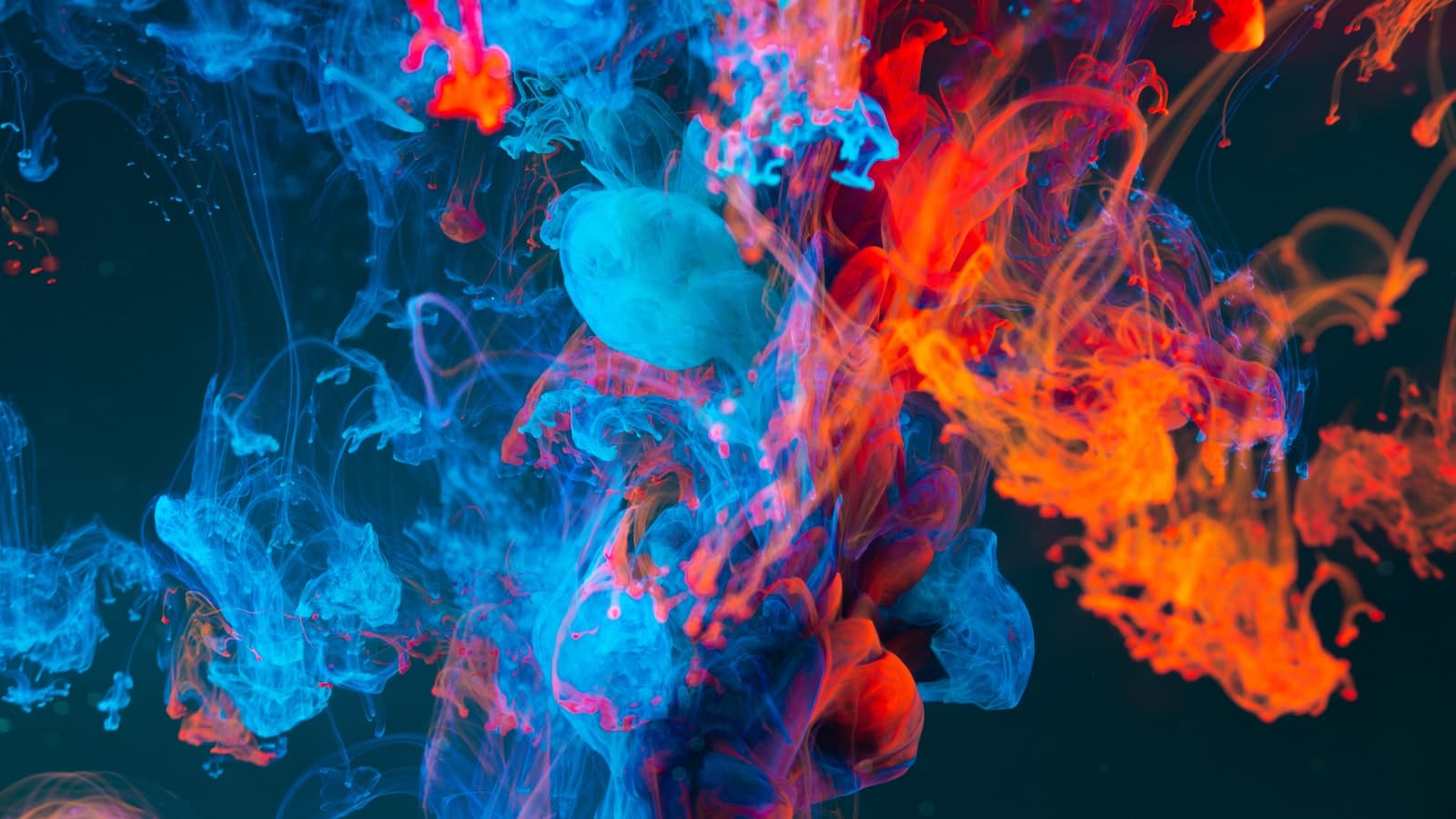 Bright powder pigments in many colors
